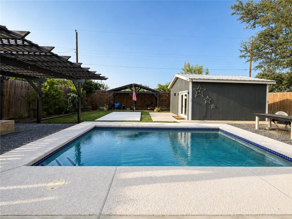 Photo 15 of 2819 Anacua Drive