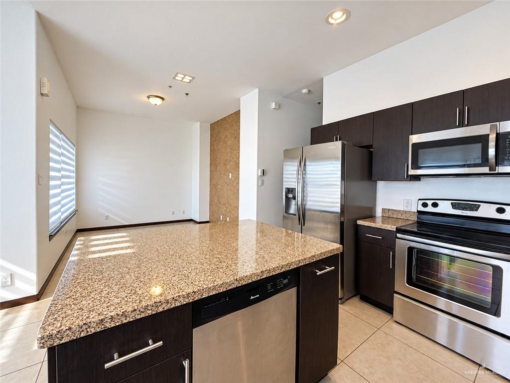 Photo 6 of 4217 Colbath Avenue #445B