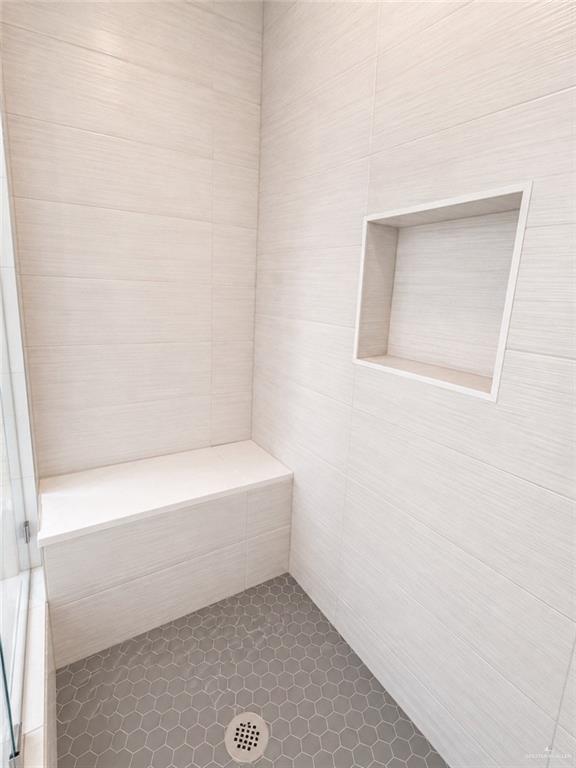 Photo 17 of 5900 Northwestern Avenue #3