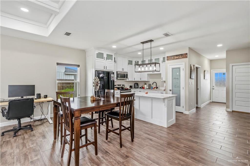 Photo 6 of 3413 Emma Drive