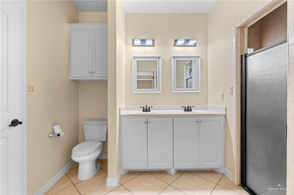 Photo 7 of 3510 Country Club Drive