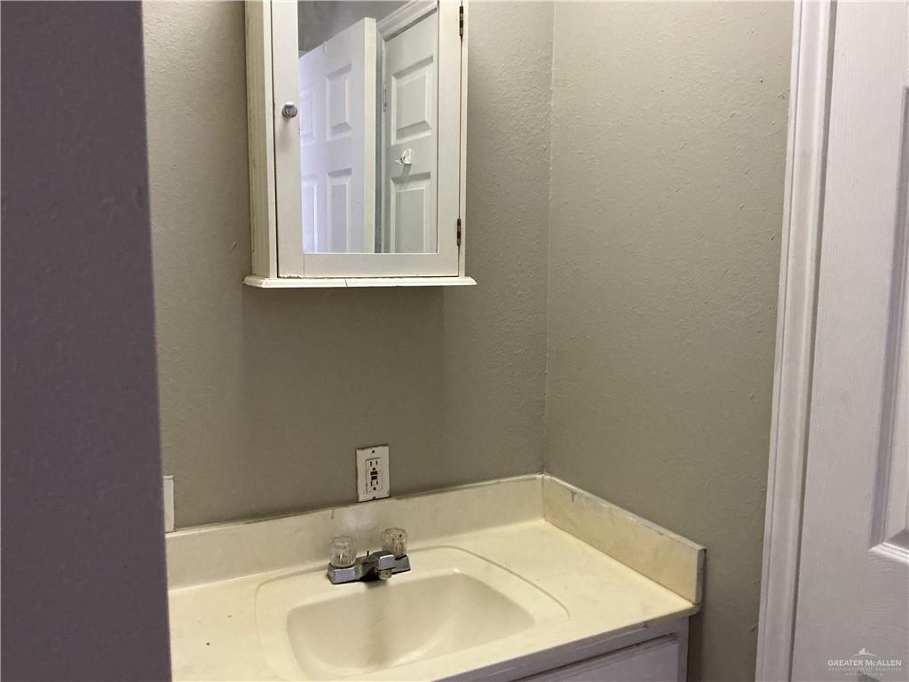 Photo 8 of 210 Stubbs Street