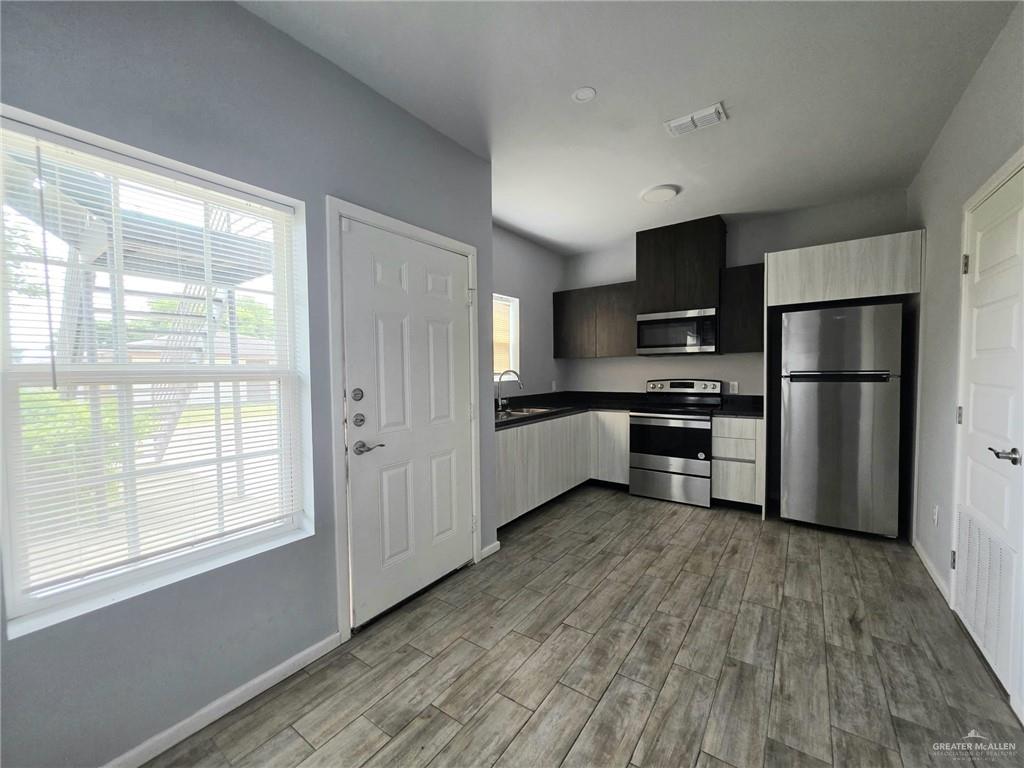 Photo 2 of 1514 Quitaca Drive #2