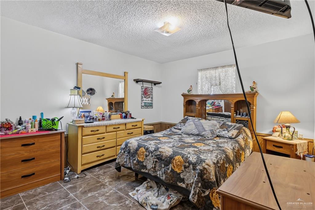 Photo 8 of 3906 Agassi Drive