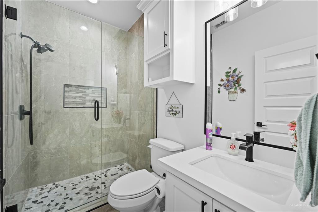 Photo 11 of 2729 Conroe Road