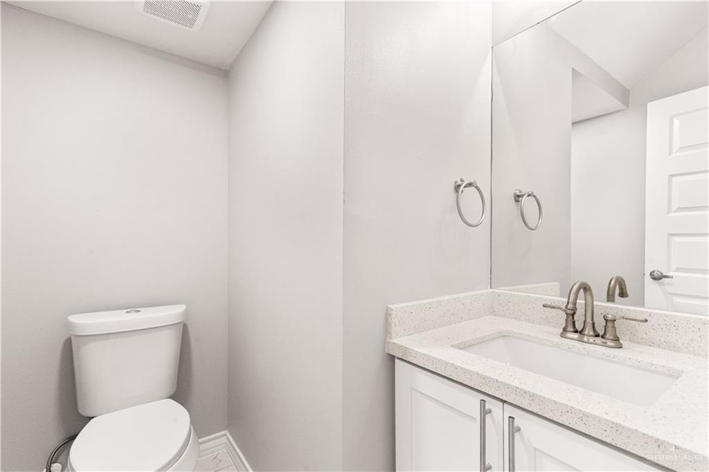 Photo 11 of 2409 Viviana Street #1