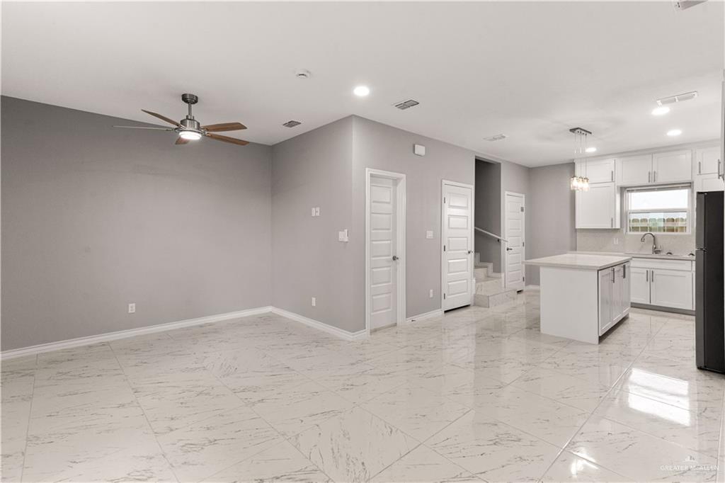 Photo 9 of 2409 Viviana Street #1