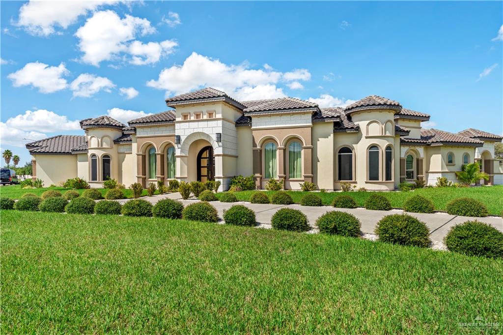 Photo 1 of 4023 Coconut Palm Drive, Palmhurst