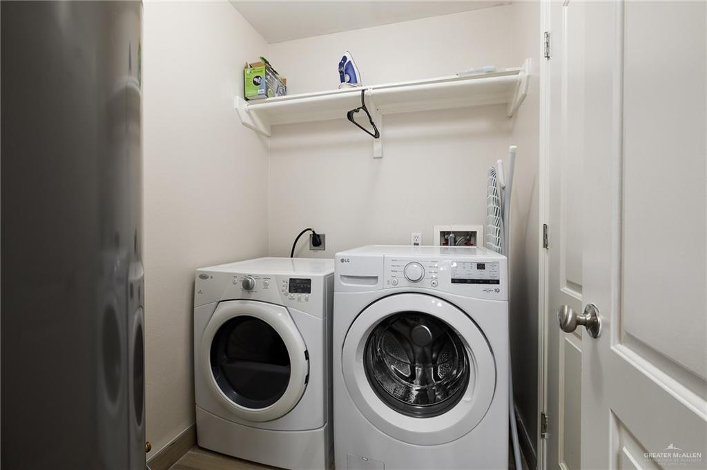 Photo 11 of 213 49th Street #4