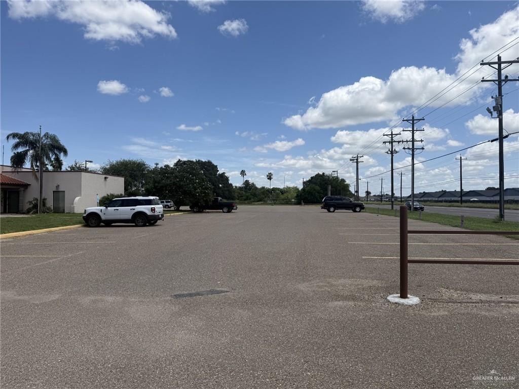 Photo 4 of 1702 International Boulevard