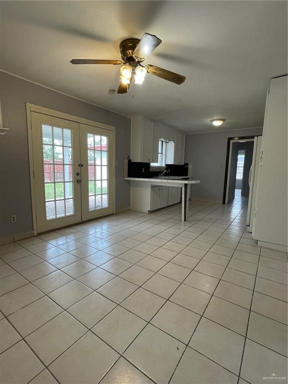 Photo 8 of 1101 Siesta Drive