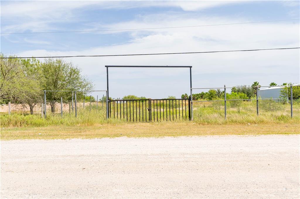 Photo 1 of 12502 Mile 16, Edinburg