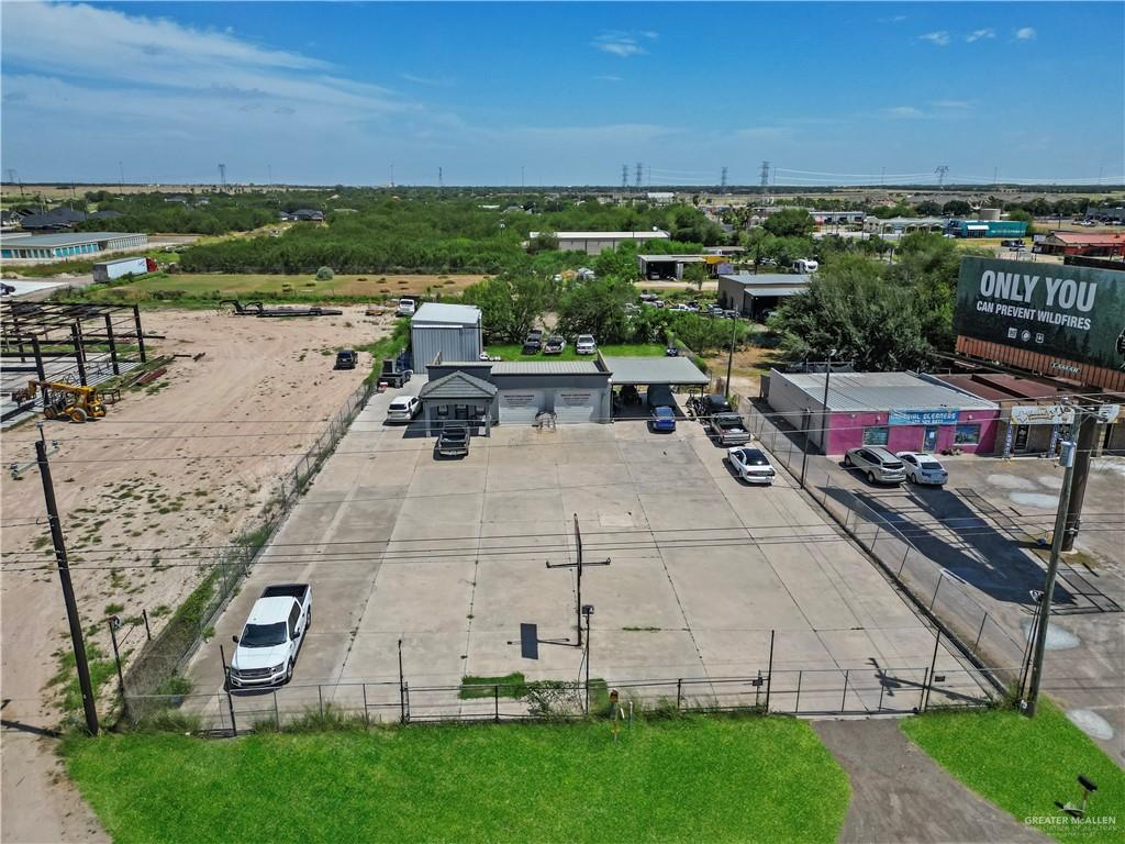 Photo 17 of 1501 Expressway 83