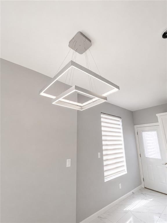 Photo 11 of 5900 Northwestern Avenue #1