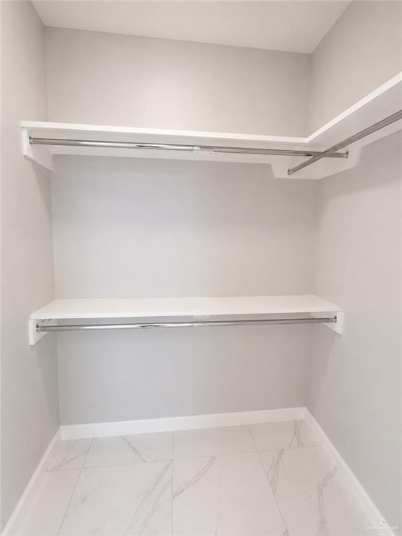 Photo 14 of 5900 Northwestern Avenue #1