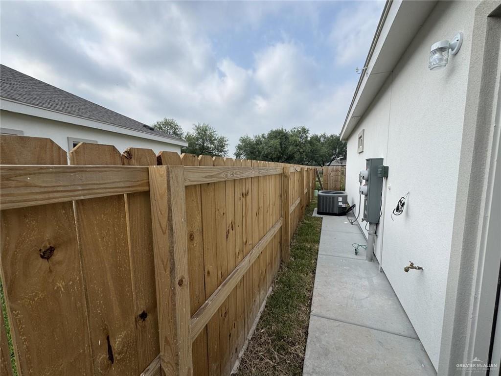 Photo 15 of 1312 Sucre Drive
