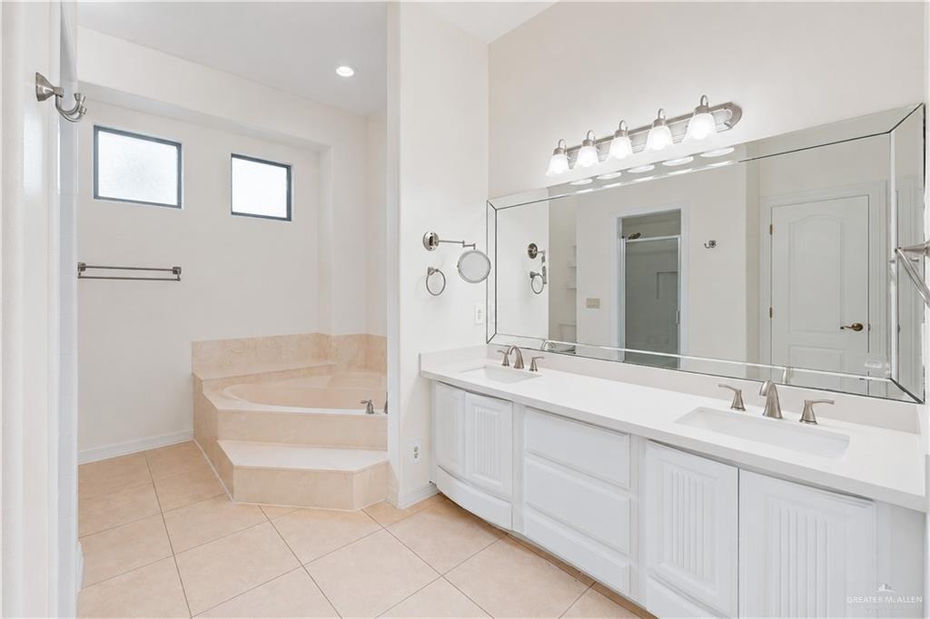 Photo 18 of 4909 Hummer Lane