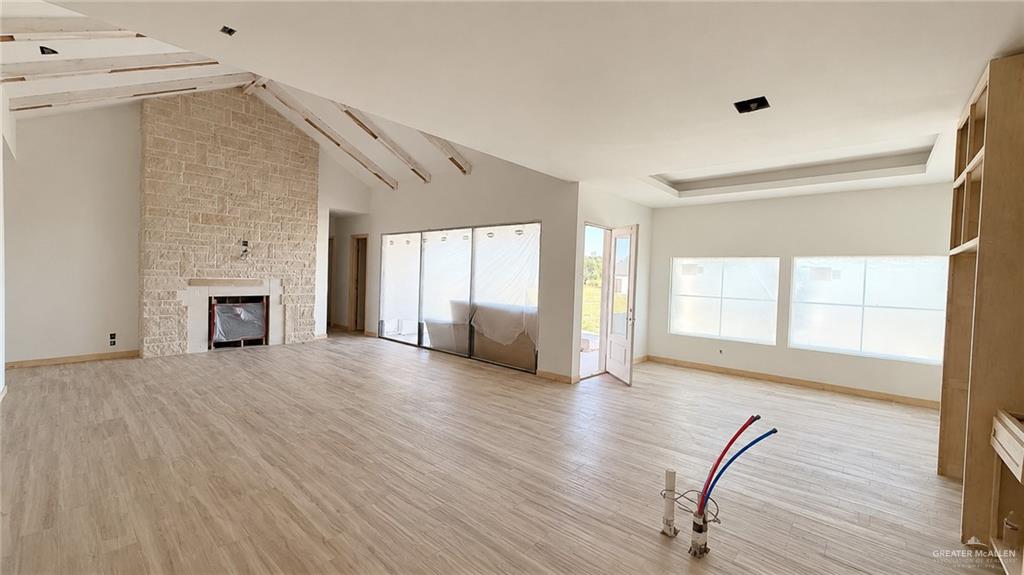 Photo 4 of 1801 Oak Court