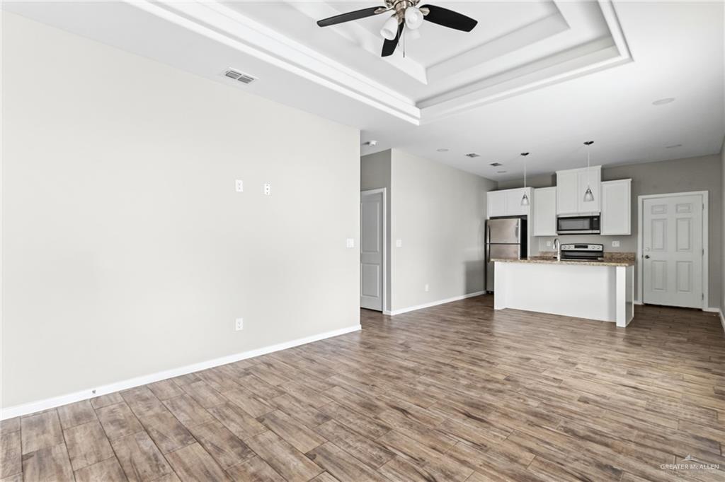 Photo 3 of 5909 Sandpiper Avenue