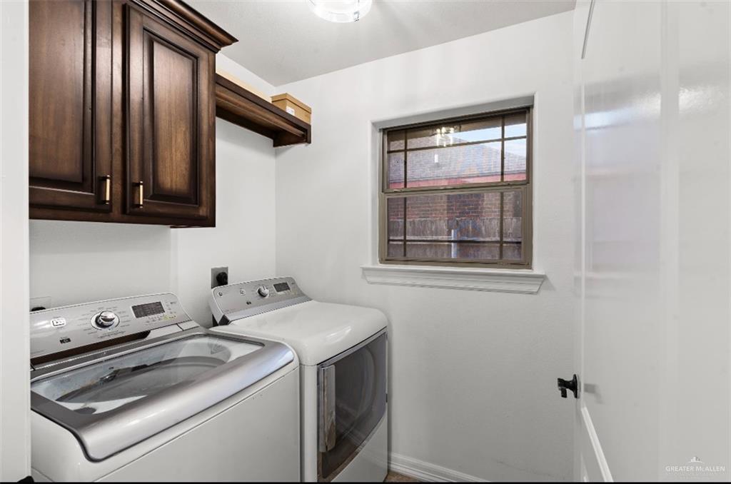 Photo 18 of 1330 Loretta Lynn Drive