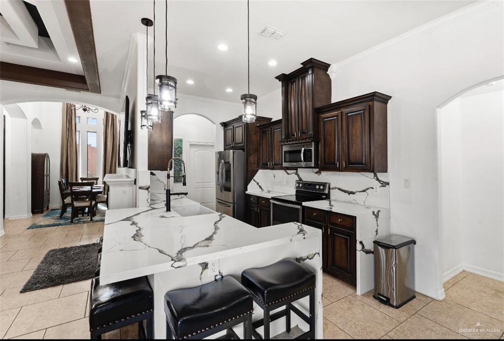 Photo 4 of 1330 Loretta Lynn Drive