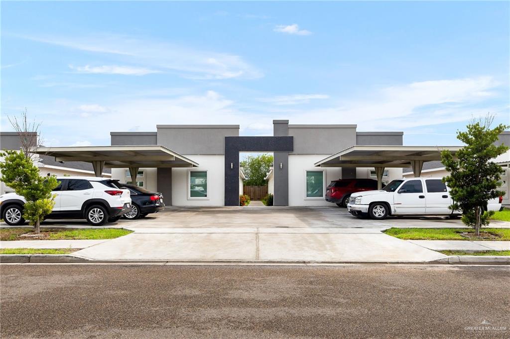 Photo 1 of 117 Lauryn Drive, San Juan