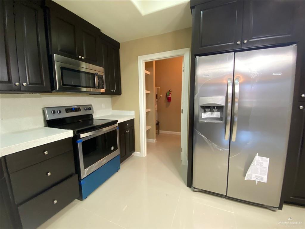 Photo 30 of 1204 Pineridge Avenue #4