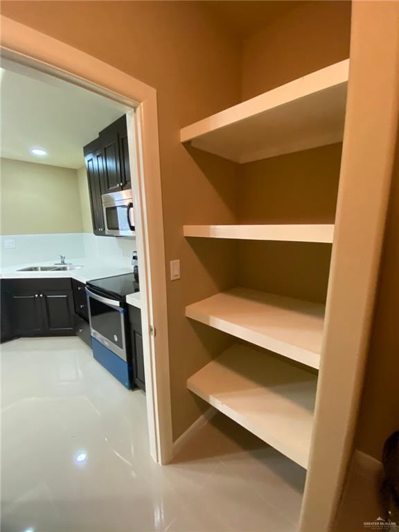 Photo 31 of 1204 Pineridge Avenue #4