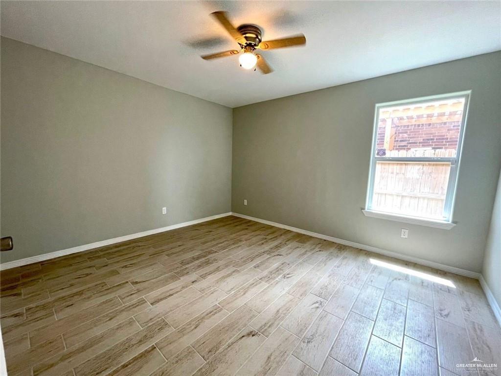 Photo 5 of 2802 Primrose Avenue