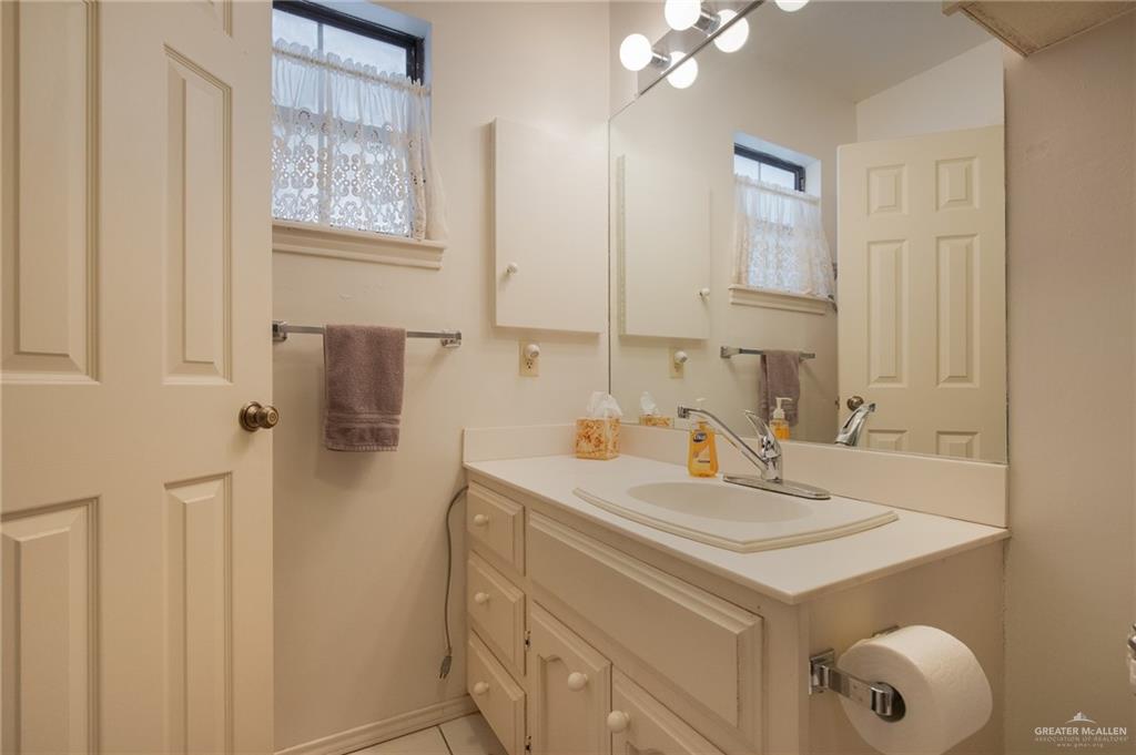 Photo 24 of 2725 Ashley Court