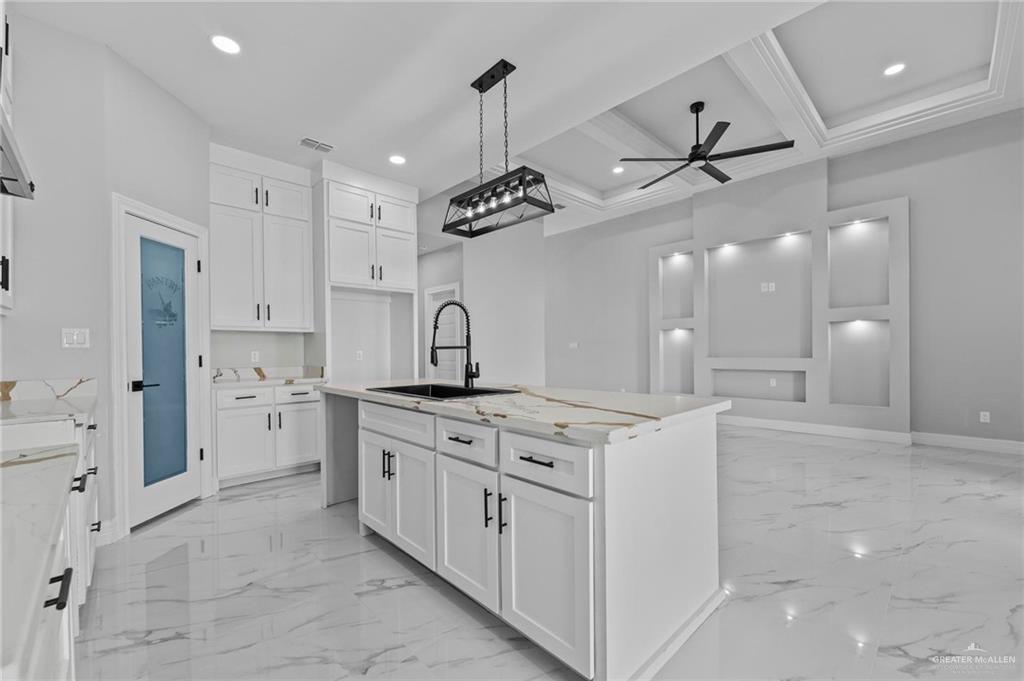 Photo 13 of 2613 Conroe Road