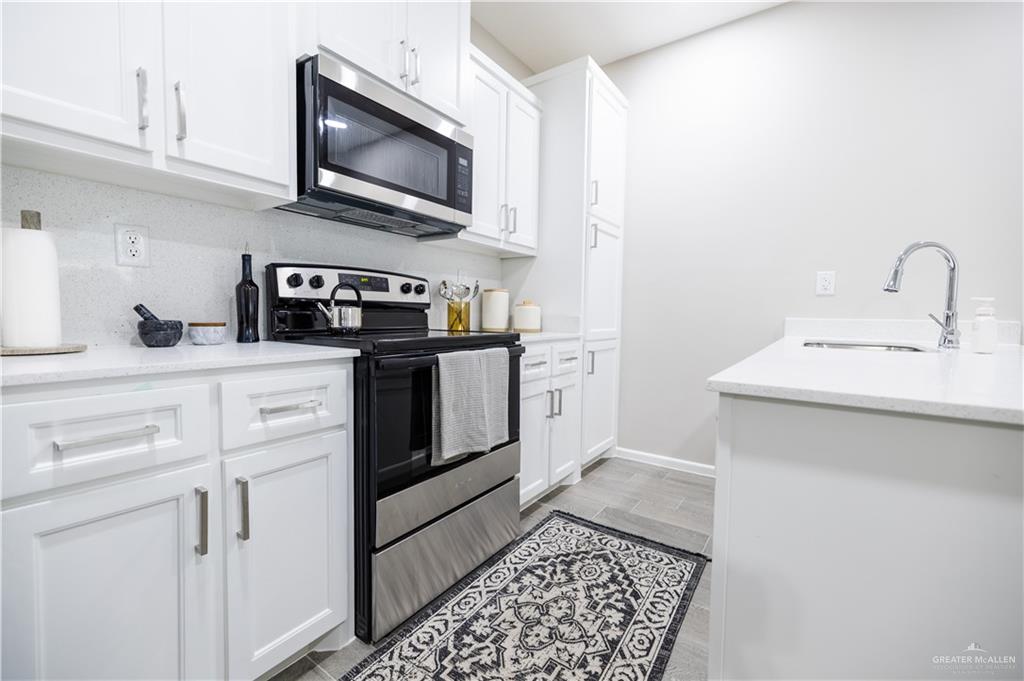 Photo 8 of 2604 Harrison Avenue