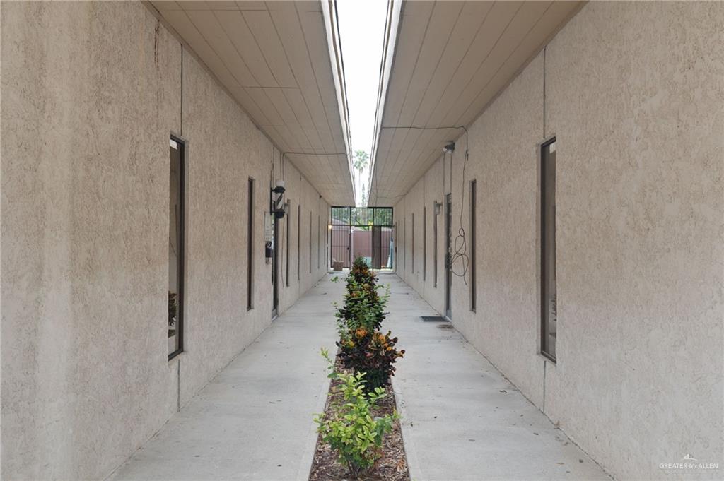 Photo 8 of 417 Nolana Avenue #B