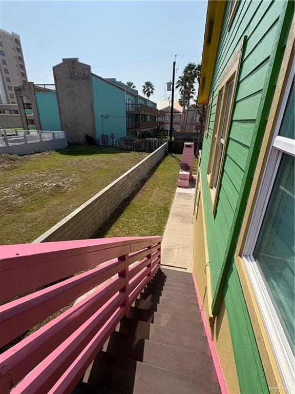 Photo 12 of 129 Esperanza Street