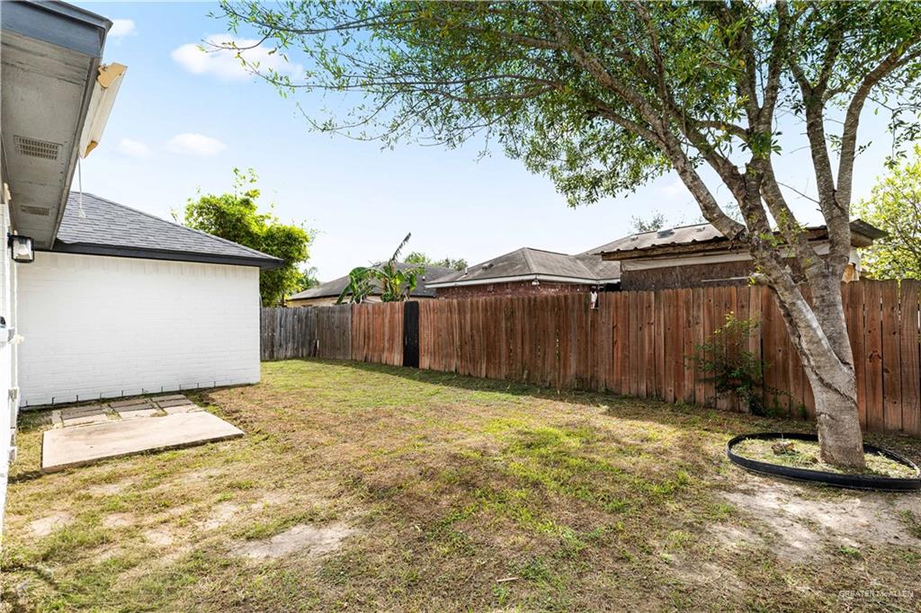 Photo 14 of 4229 Goldcrest Avenue