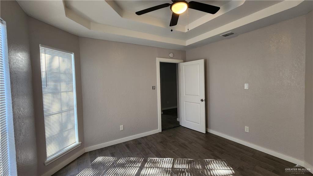 Photo 25 of 421 Casiano Street