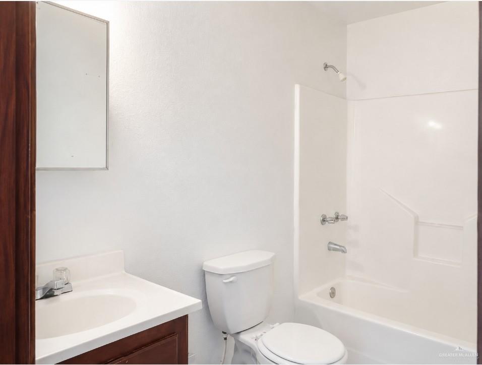 Photo 4 of 2316 Ashley Avenue #3