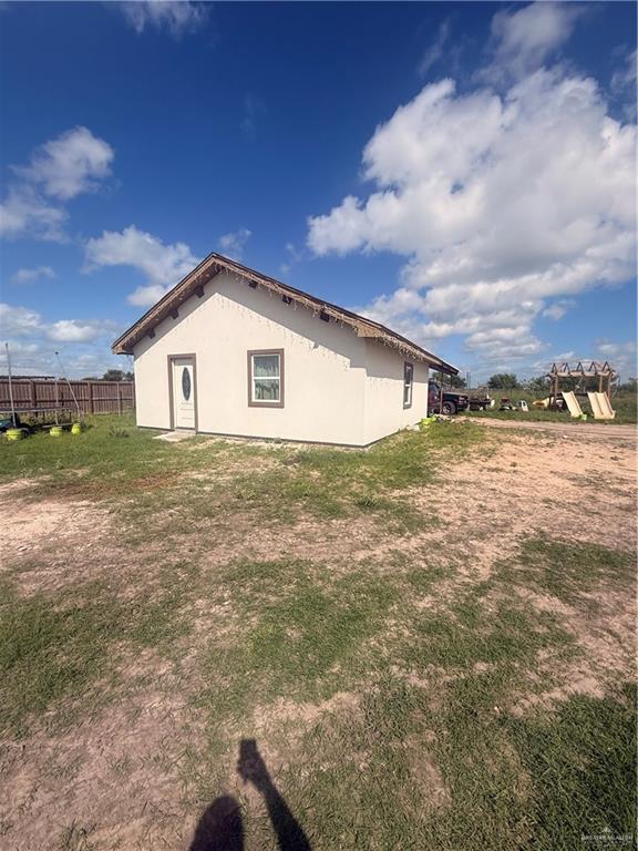 Photo 1 of 805 Adalee Drive, Donna
