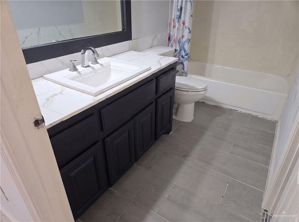 Photo 20 of 2116 6th Street