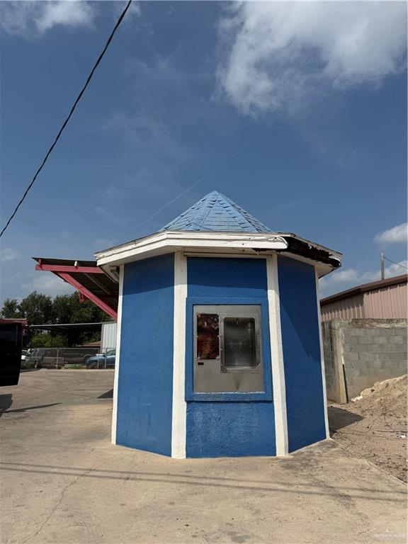 Photo 6 of 2585 2nd Street