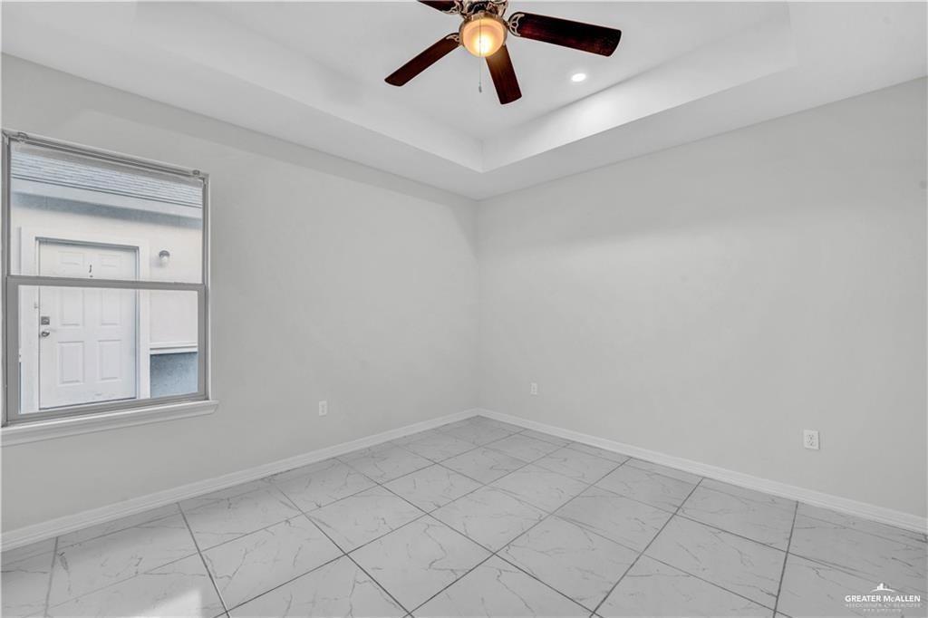 Photo 9 of 424 Chavez Street