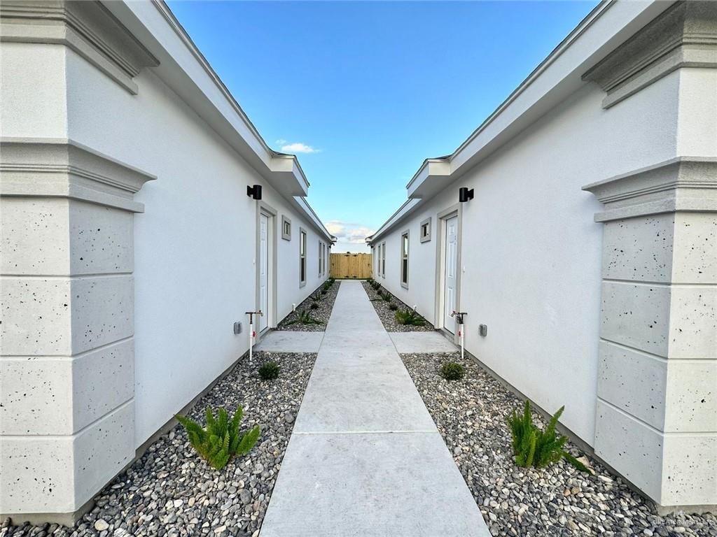 Photo 3 of 1220 Yankton Street #1
