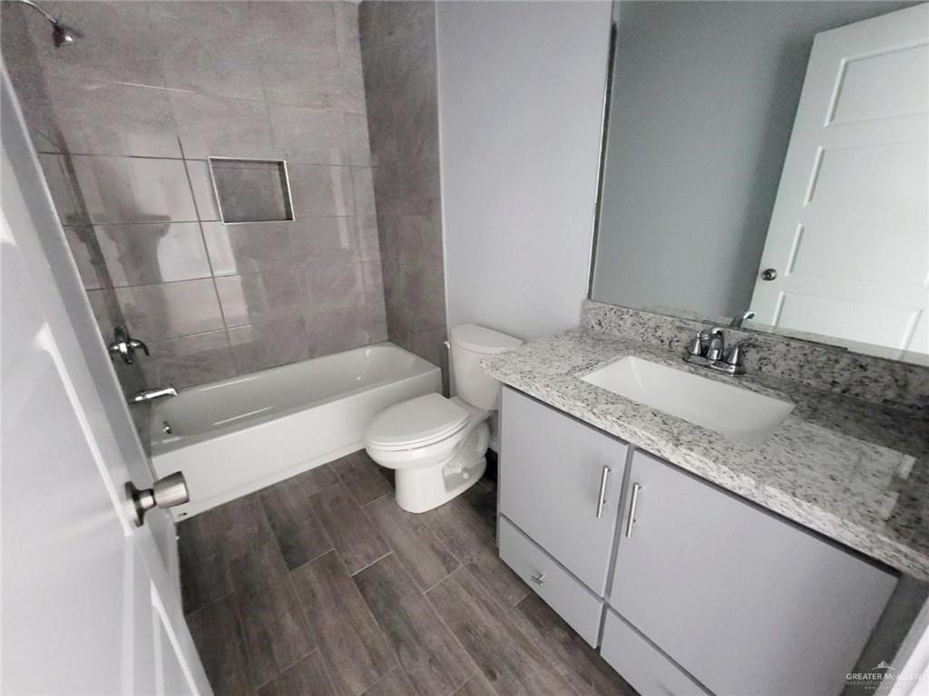 Photo 13 of 2808 Rosemary Drive #3