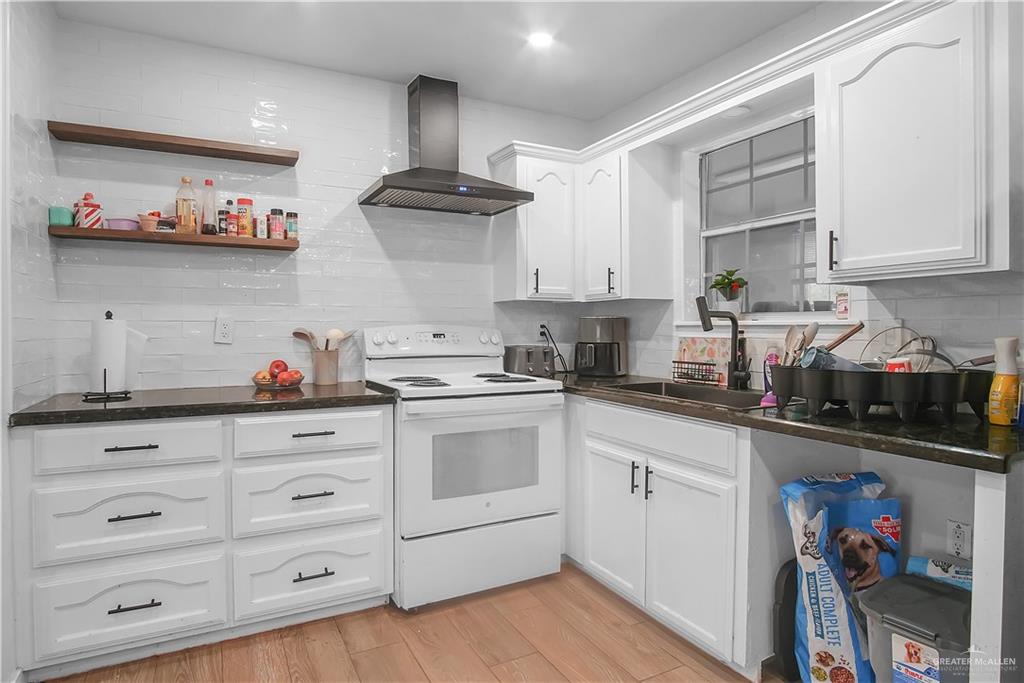 Photo 17 of 104 16th Street
