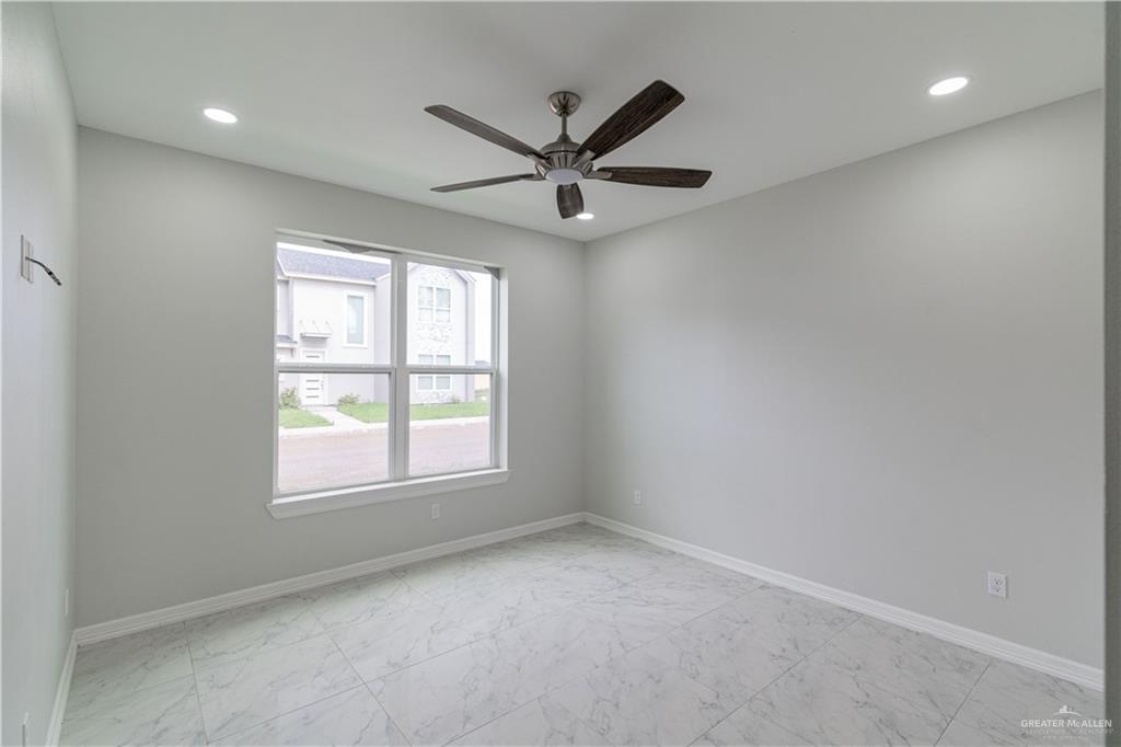 Photo 12 of 5404 Crown Point