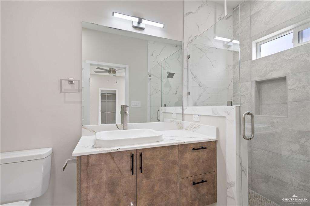 Photo 4 of 405 Onyx Avenue #2