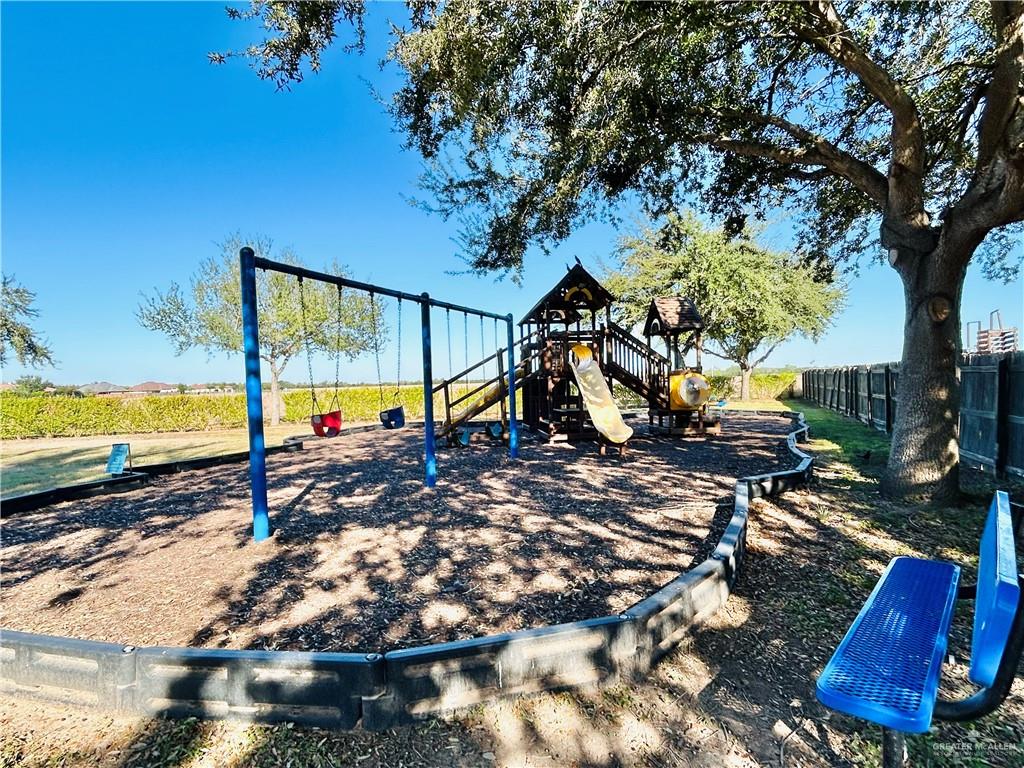 Photo 4 of 4630 Resaca North Street