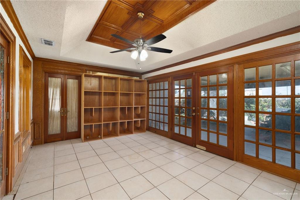 Photo 14 of 3808 Cynthia Street