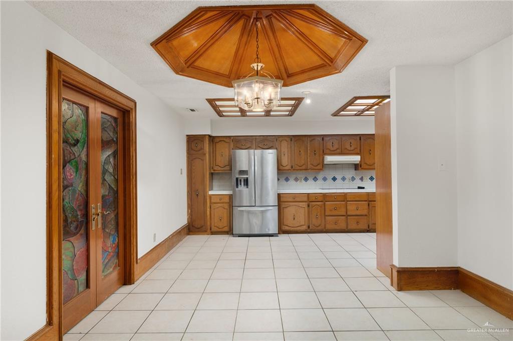Photo 5 of 3808 Cynthia Street