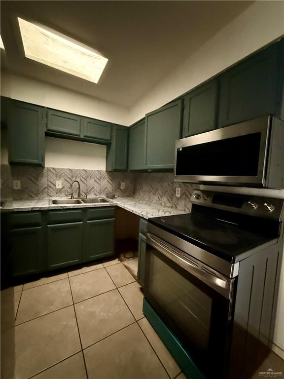 Photo 9 of 900 Dallas Avenue #20